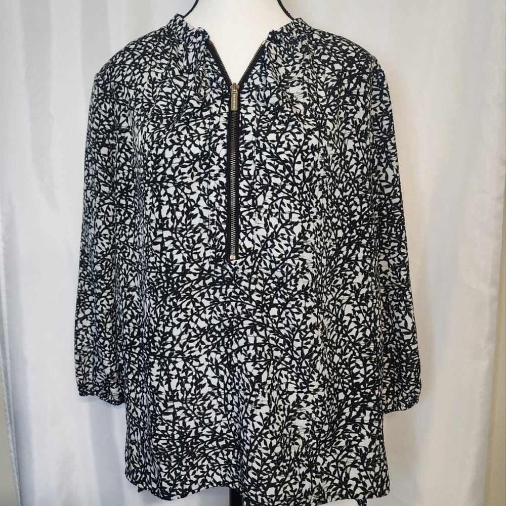 Michael Kors Black and White Womens Blouse with Gold Zipper Size 8